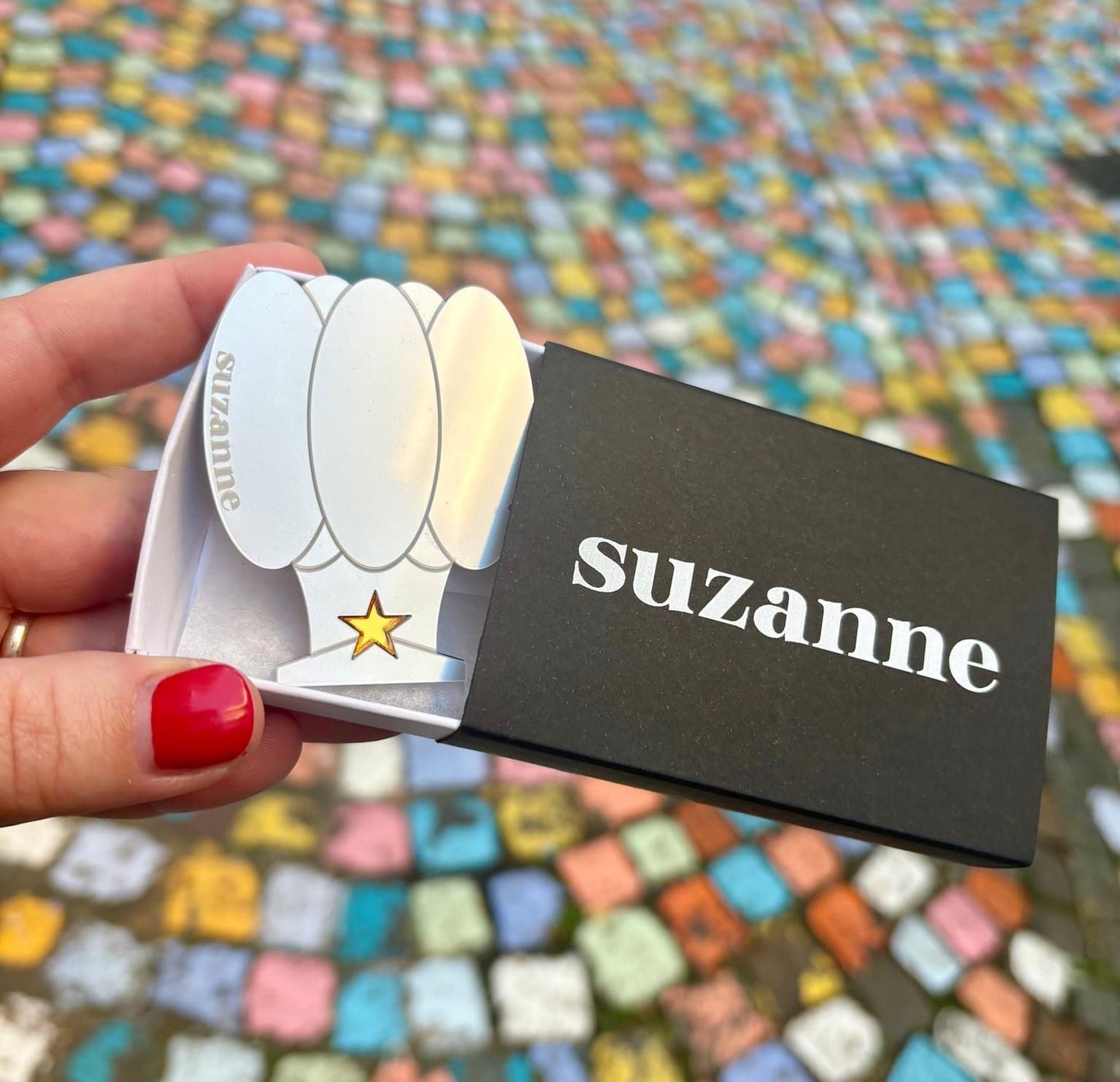 Broche Chapeau de Gille SUZANNE