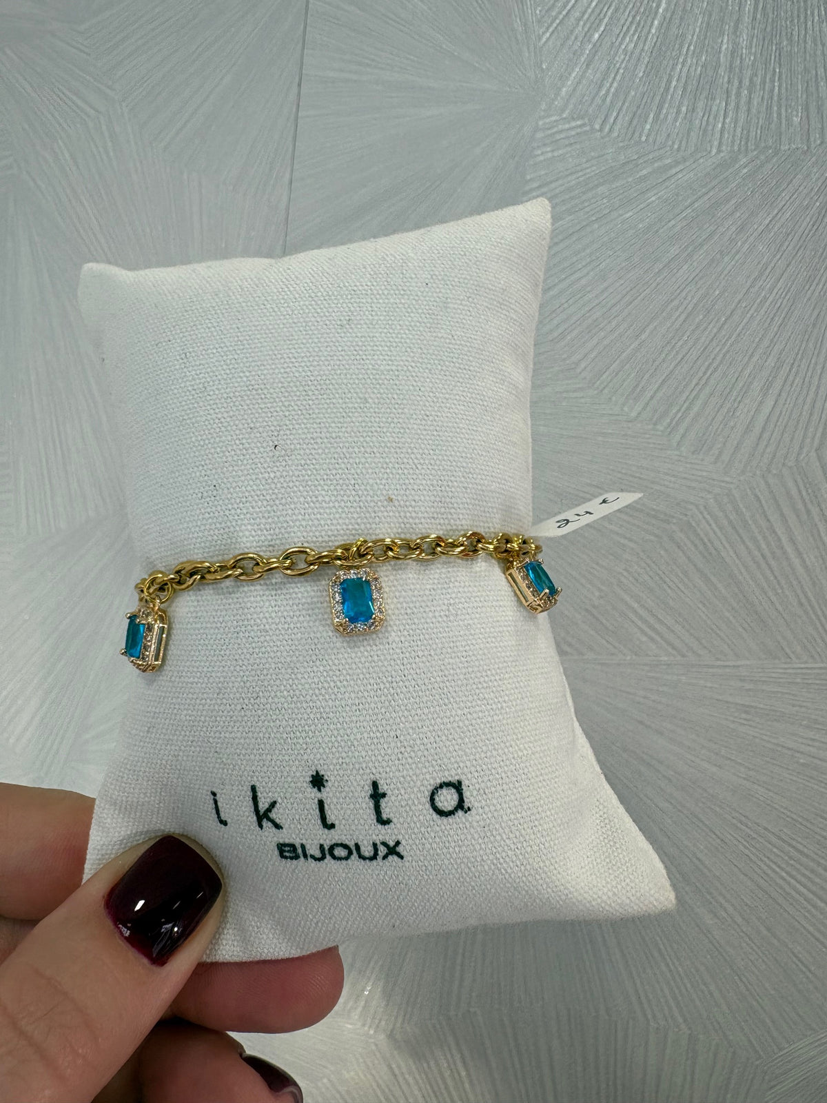 Bracelet
