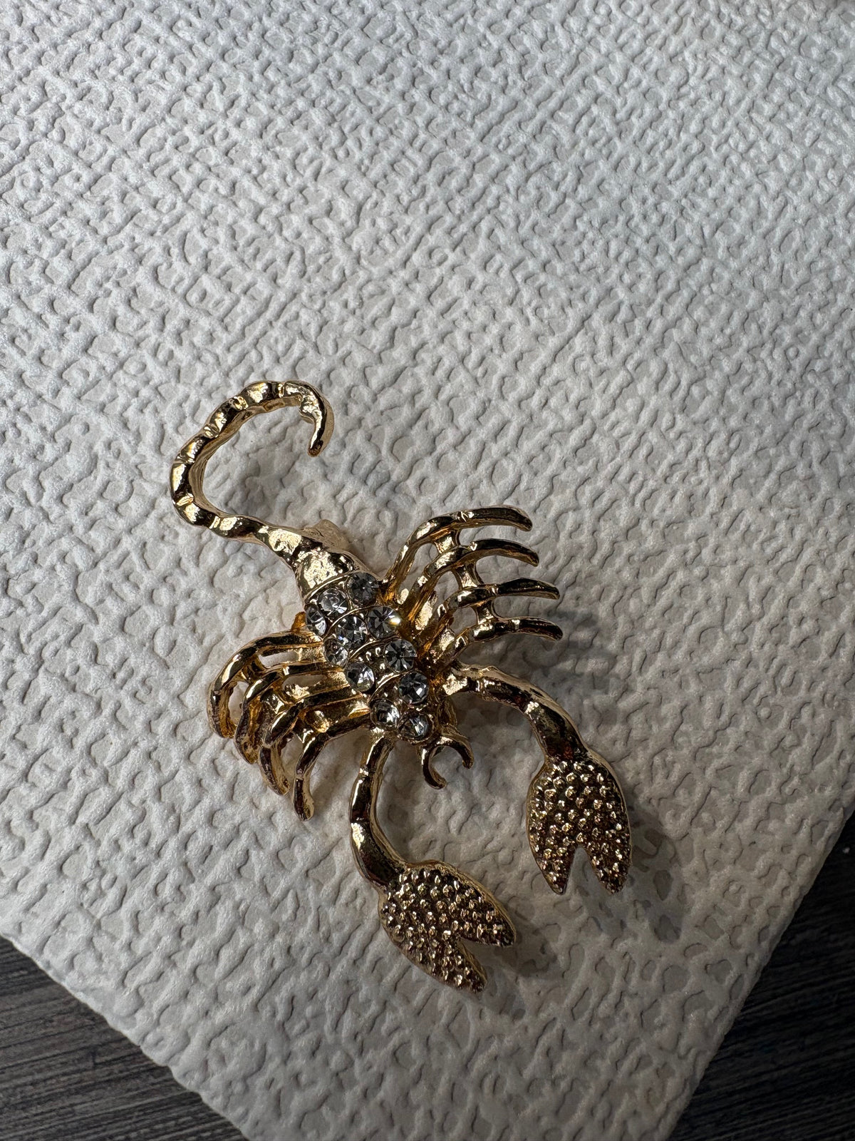 Broche